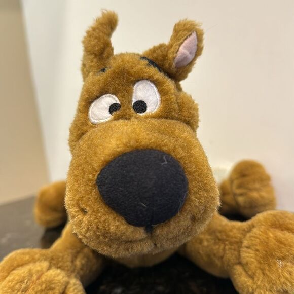 Cartoon Network -Warner Brothers Stuffed Plush Scooby Doo Shaggy’s Dog Pal - Picture 3 of 10